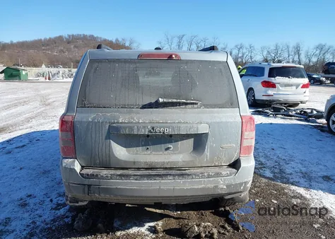 2013 Jeep Patriot Latitude z USA, uszkodzony, nr VIN 1C4NJPFB6DD250426